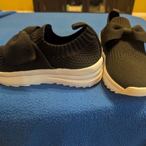 Comfort Black Slip on w/ Bow Size 7 Brand New!! - Picture 2 of 5